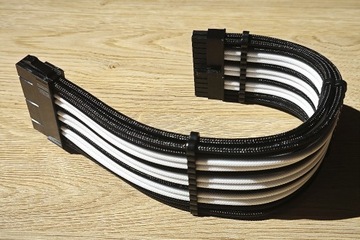 CableMod PRO Zestaw kabli, Czarno-biały