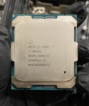 Intel i7-6950X 10 x 3.0GHz