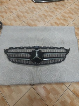 Grill atrapa Mercedes W 205 AMG pod discronic 