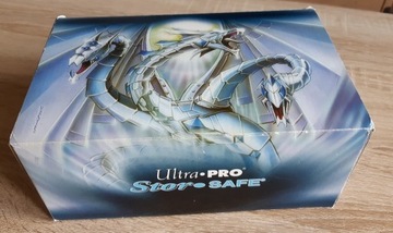 Pudełko na karty Ultra Pro