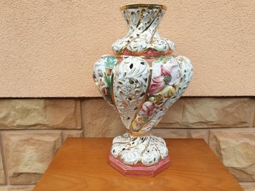 Wazon Na Kwiaty Porcelana Capodimonte B501