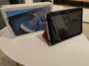 Tablet Lenovo + po