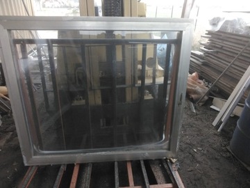 Okno aluminiowe 146x128