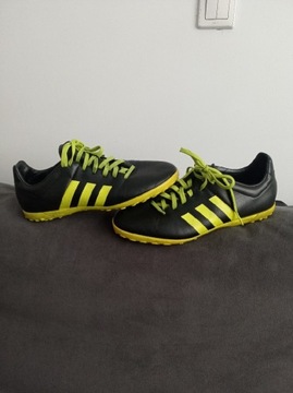 Buty Adidas  turfy roz. 38 