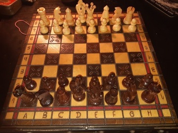 szachy królewskie drewniane 3
