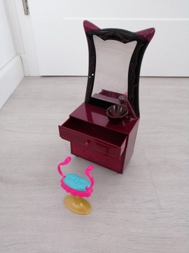 Toaletka szafka + krzesło dla lalek np. Barbie 31