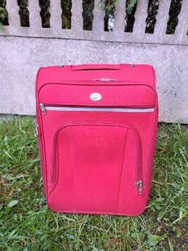 Czerwona duża walizka american tourister