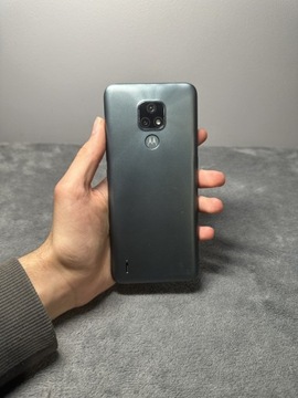 Atrapa Motorola moto e7