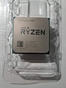 Procesor AMD Ryzen 7 1700, wraz z chłodzeniem stockowym AMD