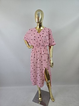 Sukienka różowa muślinowa z rozcięciem w wiśnie 