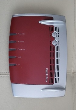 Wielofunkcyjny router Fritz!Box 7490 firmy AVM