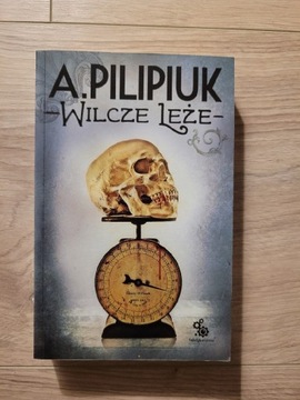 Wilcze leże A. Pilipiuk 