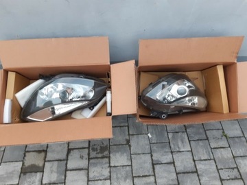 Reflektory lampy oryginalne  renault 3 clio 2szt 