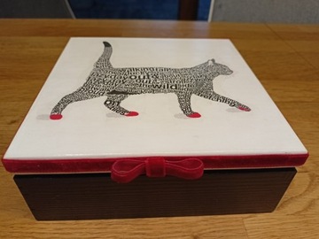 Szkatułka 16cm x16 cm z kotem
