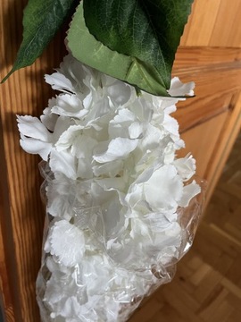 Girlanda sztuczne kwiaty białe ozdoba dekoracja