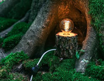 Drewniana lampka, naturalna, rękodzieło, wnętrza