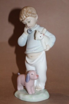 Figurka chłopca z zabawkami NAO Lladro nr 558 FiaF