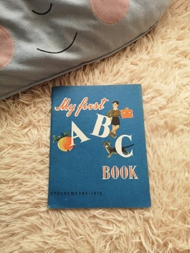Książka do nauki angielskiego My first ABC book 