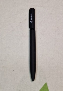 Długopis z logo Tik Tok