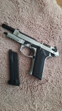 BERETTA 92 FS 6mm co2