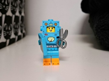 LEGO Seria 23 Kartonowy robot  Minifigurka 71034