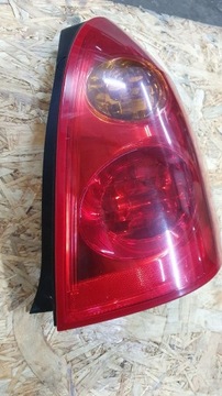 Nissan primera kombi P12 lampa prawy tyl 