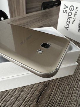 Smartfon Samsung Galaxy A5 32 GB złoty
