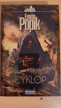 "Cyklop", Emma Popik - książka