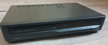 Magnetowid wideo VHS AKAI VS-F220 uszk KRK