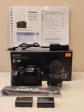 Panasonic Lumix GH4 + obiektyw Panasonic 12-35mm.