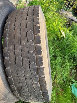 Opona Goodyear 295/80R22.5 ultragrip wtd 