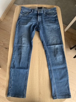 Spodnie dżinsowe Massimo Dutti 42