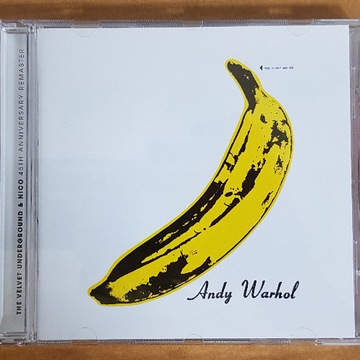 THE VELVET UNDERGROUND & NICO