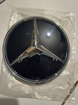 Znaczek emblemat Mercedes w177 w118