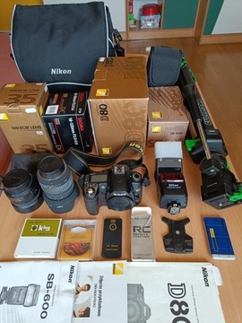 Nikon D80+Nikkor 35/1.8+Sigma18-125/3.5-5.6+SB600+