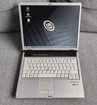 Sprzedam laptop Fujitsu Siemens Lifebook S7110 14”