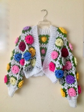 Kardigan, sweter ręcznie wykonany hamdmade 3D róże