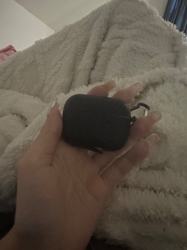 Etui skandynawskie AirPods pro prawie jak nowe 