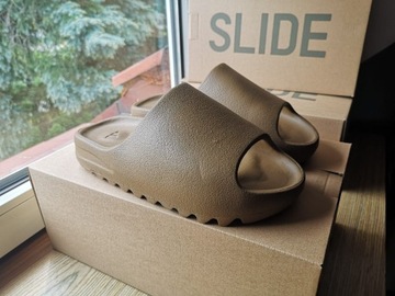 Yeezy Slide | Earth Brown | EU39 / 24.5 cm | New!