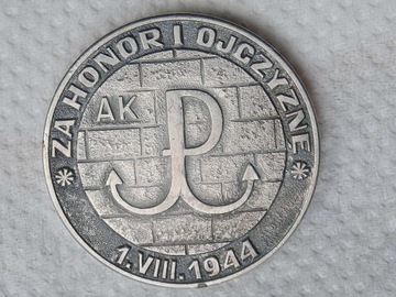 Medal Powstanie Warszawskie