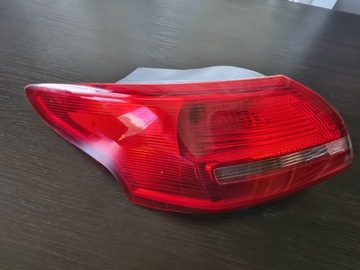 Lampa Ford Focus MK 3 kombi