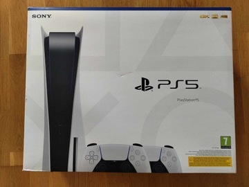 PlayStation 5 + Dwa pady, stacja ładująca, PS+prem