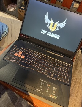 Laptop Gamingowy Asus TUF F15 i5-11400h 3050ti