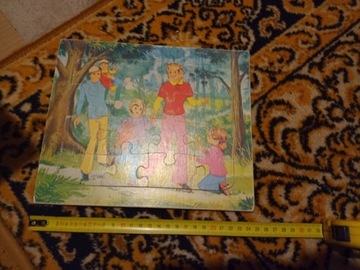Stare puzzle drewniane PRL?