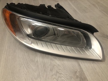 Lampa prawa VOLVO V70 S80 XENON