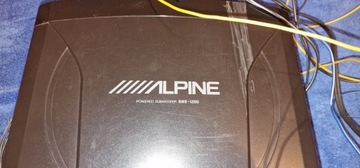 Alpine SWE-1200 aktywny subwoofer 