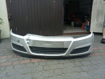 Zderzak przedni Opel Astra H 