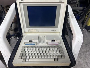 Zenit z-181   Retro laptop.