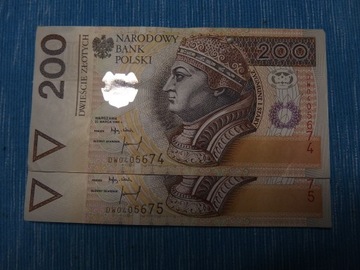 Banknoty 2 kolejne numery 200 zł 1994r.