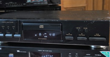 Odtwarzacz CD marki JVC XLV 120